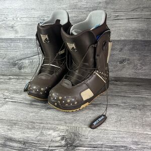 Women’s US 10 Burton Mint Snowboard Boots Speed Zone Lacing Brown USED